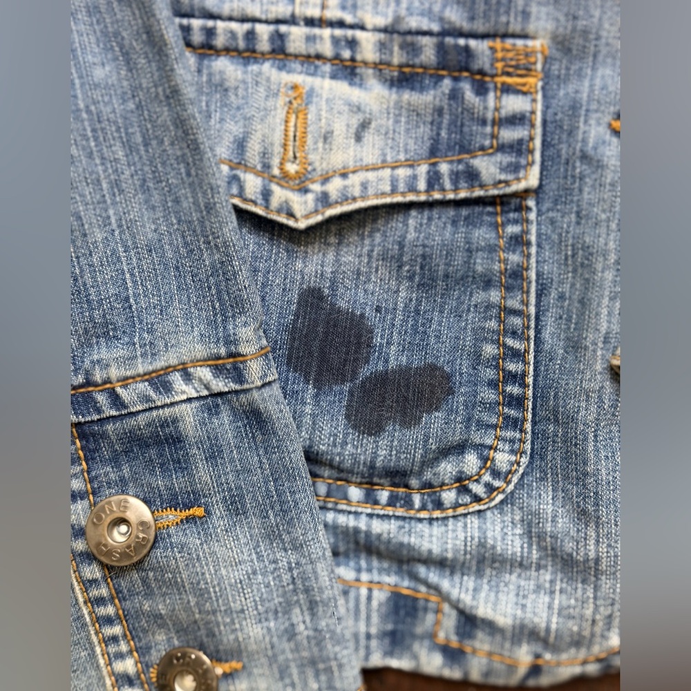 Stylish Kids Denim Jacket with Tan Hood - Picture 3 of 5
